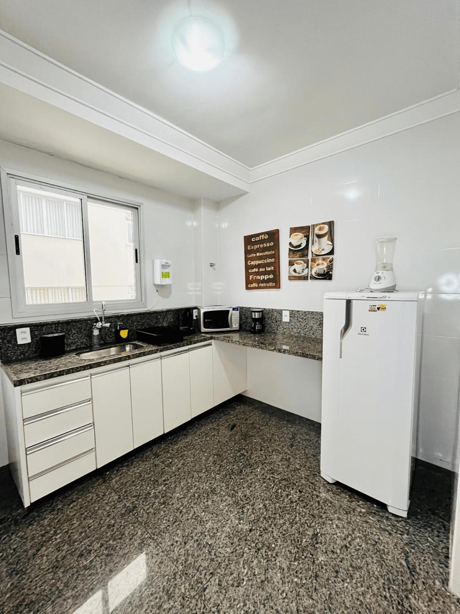 Lk Grajau 5 Apartment เบโลโอรีซอนชี ภายนอก รูปภาพ